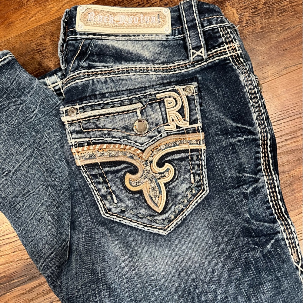 Rock Revival Women's Blue Jeans Agata Mid Rise
Ankle Skinny 27